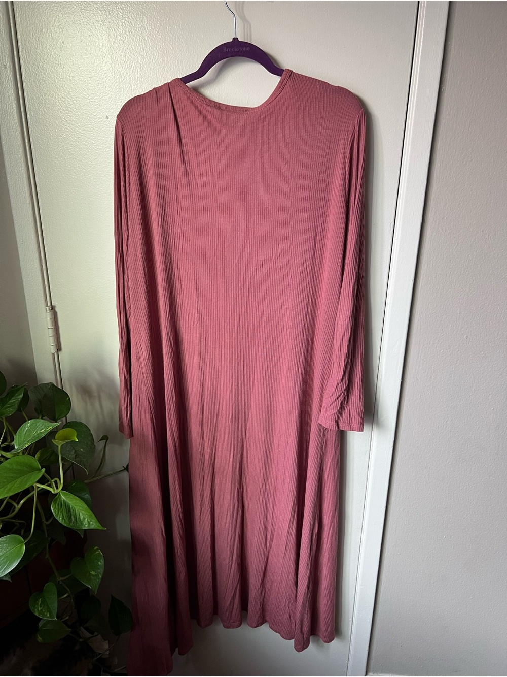 Lulus Ribbed Top in Rose Pink - Picture 2 of 3